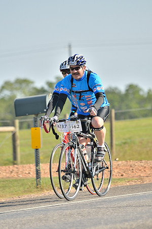 MS150 Ride (Sat@09;26AM) - GPI_3524.NEF - Houston to Austin