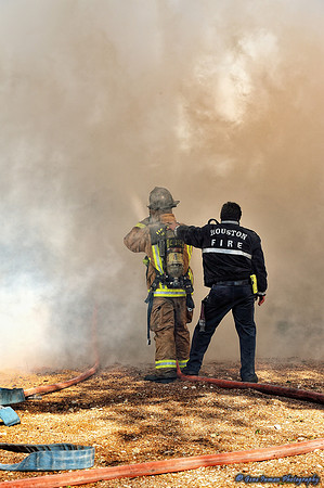GPI_6258.NEF - Fire at Yale Street & 15th Street,