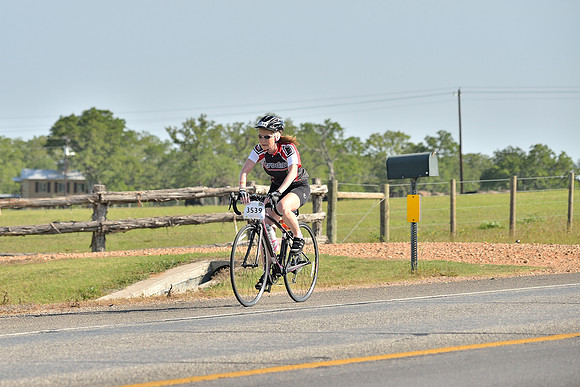 MS150 Ride (Sat@09;36AM) - GPI_3682.NEF - Houston to Austin