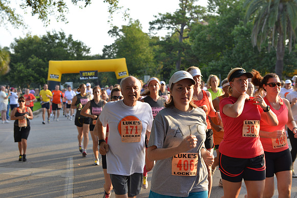 6192 - Houston  Heights 5k Fun Run