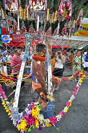 Hindu Devotees of Subramaniam 4