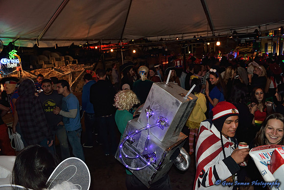 10942 - Halloween, 6th Street in Austin  - (GPI_1462_061_batch1.NEF)