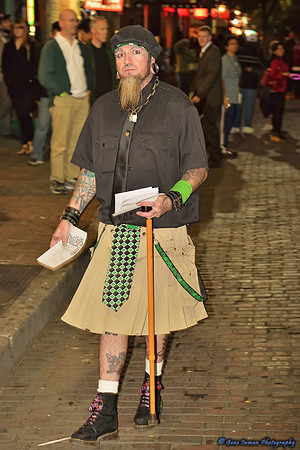 10883 - Halloween, 6th Street in Austin  - (GPI_1253_002_batch1.NEF)