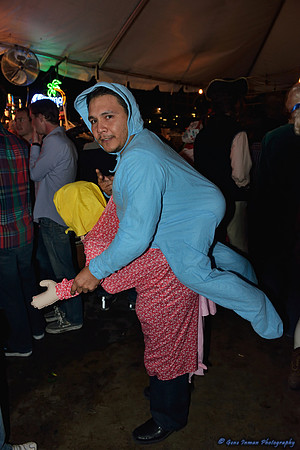11124 - Halloween, 6th Street in Austin  - (GPI_1452_050_batch2.NEF)