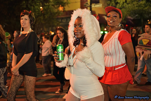 11056 - Halloween, 6th Street in Austin  - (GPI_1774_174_batch1.NEF)