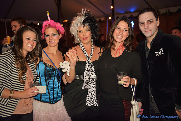 11139 - Halloween, 6th Street in Austin  - (GPI_1538_065_batch2.NEF)