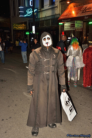 11073 - Halloween, 6th Street in Austin  - (GPI_1264_000_batch2.NEF)