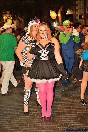 11021 - Halloween, 6th Street in Austin  - (GPI_1683_140_batch1.NEF)