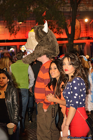 11016 - Halloween, 6th Street in Austin  - (GPI_1667_135_batch1.NEF)
