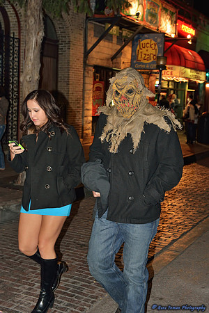 10902 - Halloween, 6th Street in Austin  - (GPI_1359_021_batch1.NEF)