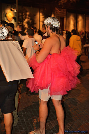 11010 - Halloween, 6th Street in Austin  - (GPI_1659_129_batch1.NEF)