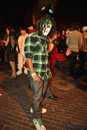 11167 - Halloween, 6th Street in Austin  - (GPI_1720_093_batch2.NEF)