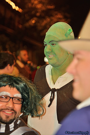 11036 - Halloween, 6th Street in Austin  - (GPI_1710_154_batch1.NEF)