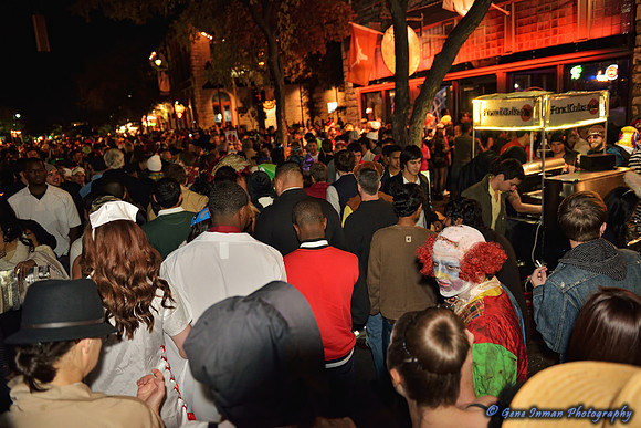 11005 - Halloween, 6th Street in Austin  - (GPI_1645_124_batch1.NEF)