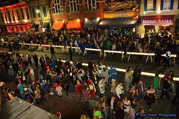 10995 - Halloween, 6th Street in Austin  - (GPI_1618_114_batch1.NEF)