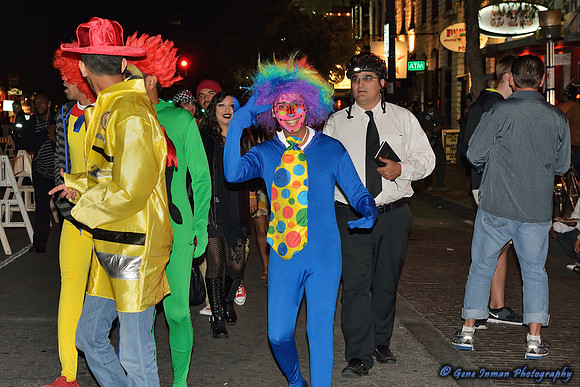 10909 - Halloween, 6th Street in Austin  - (GPI_1379_028_batch1.NEF)
