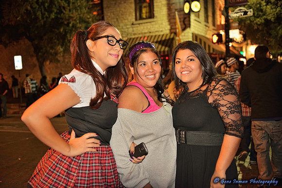 11041 - Halloween, 6th Street in Austin  - (GPI_1727_159_batch1.NEF)