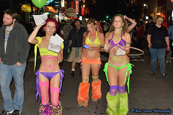 10926 - Halloween, 6th Street in Austin  - (GPI_1407_045_batch1.NEF)