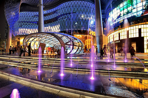 GPI_7640_8844 ION Shopping Center Night