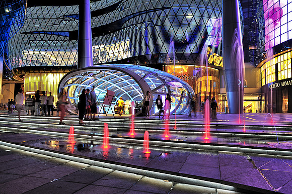 GPI_7541_8745 ION Shopping Center Night