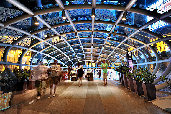 GPI_7624_8828 ION Shopping Center Night