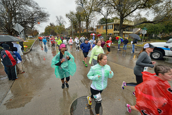 13056 2013 - Houston Marathon Race