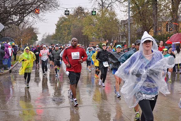 12996 2013 - Houston Marathon Race