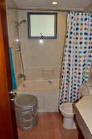 10 Hall Bath