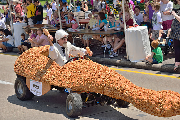 5670 - Art Car Parade in Houston, Texas.
