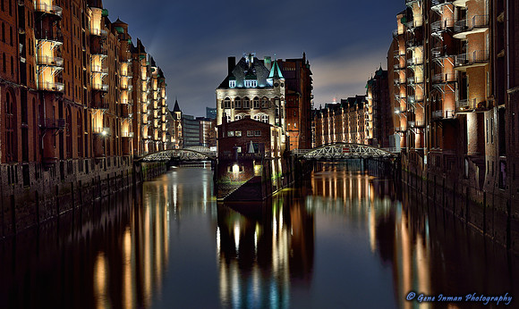 FI_611 -Freeport "Freihafen", Hamburg, Germany -30sec. Night Exposure