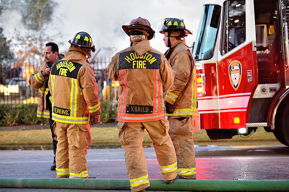 xGPI_4951_47_23K.nef --  Heights Blvd. Fire