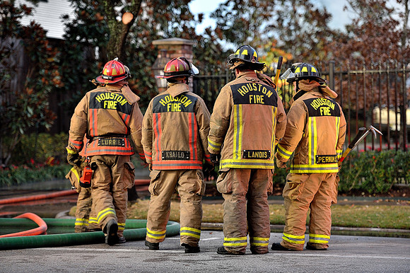 xGPI_4989_58_23K.nef --  Heights Blvd. Fire
