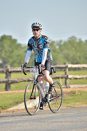 MS150 Ride (Sat@09;25AM) - GPI_3513.NEF - Houston to Austin