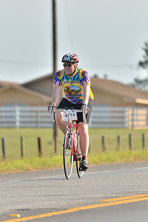 MS150 Ride (Sat@09;20AM) - GPI_3476.NEF - Houston to Austin