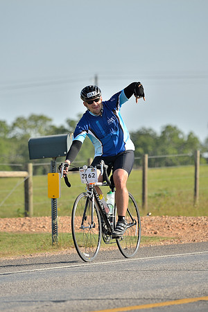 MS150 Ride (Sat@09;28AM) - GPI_3550.NEF - Houston to Austin