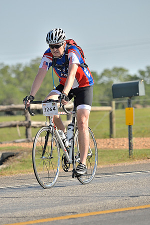 MS150 Ride (Sat@09;32AM) - GPI_3606.NEF - Houston to Austin