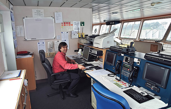 GPI_9276_03344- Coli -Ulsan_303_Batch_304_Batch2_218_V4B-TopezLessSatColorFix