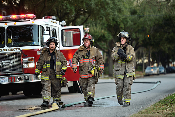 xGPI_5091_83_23K.nef --  Heights Blvd. Fire