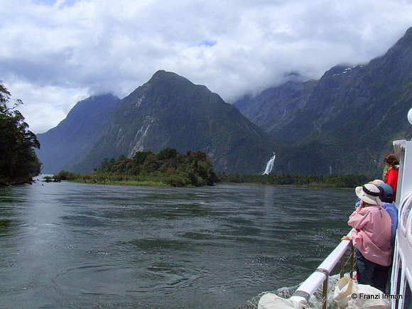 NZ-Milford Sound 2010-76