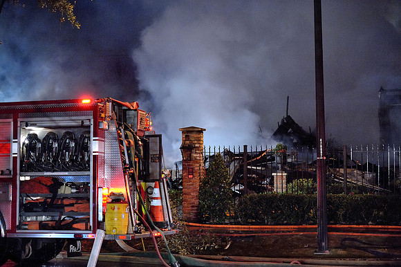 xGPI_4818_2_23K.nef --  Heights Blvd. Fire