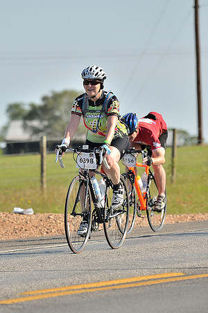 MS150 Ride (Sat@09;32AM) - GPI_3608.NEF - Houston to Austin