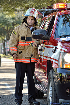GPI_6434.NEF - Fire at Yale Street & 15th Street,