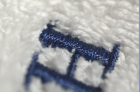 ISO 4800 handheld, 105mm