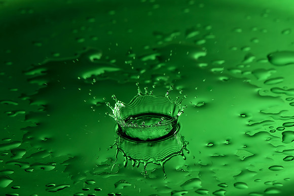 Nikon D800 test images of macro water drops, using the SB900, Pocketwizard, & Nikon105mm Macro