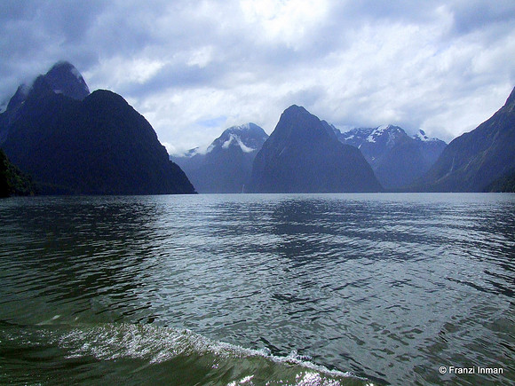 NZ-Milford Sound 2010-77
