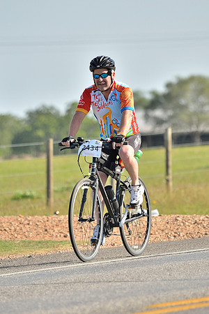 MS150 Ride (Sat@09;25AM) - GPI_3509.NEF - Houston to Austin