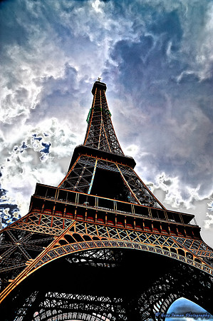 GPI_3296 Eiffel Tower, Paris, France -2009